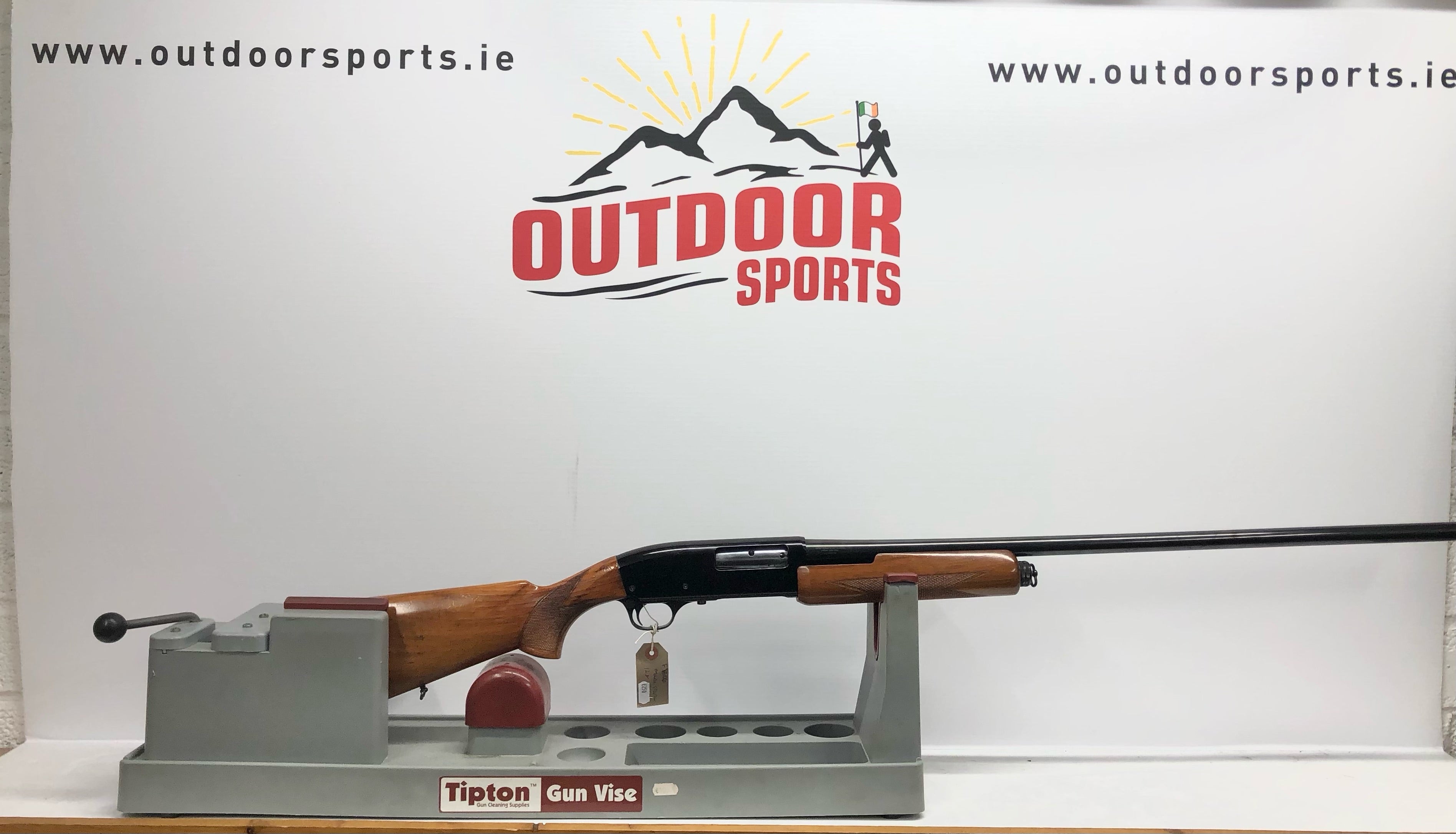 Manufrance 12g Pump Action Shotgun