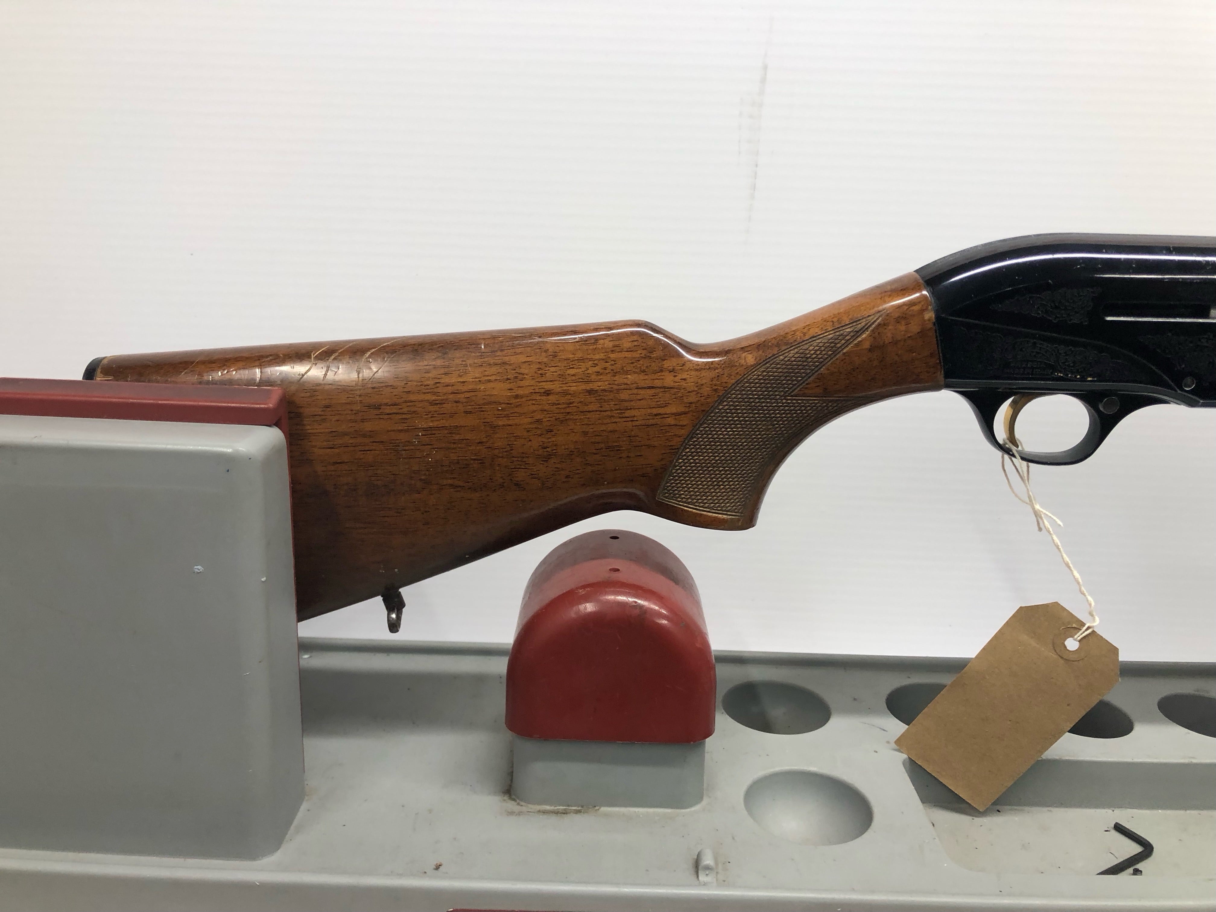 Breda Semi-Auto 12g Shotgun
