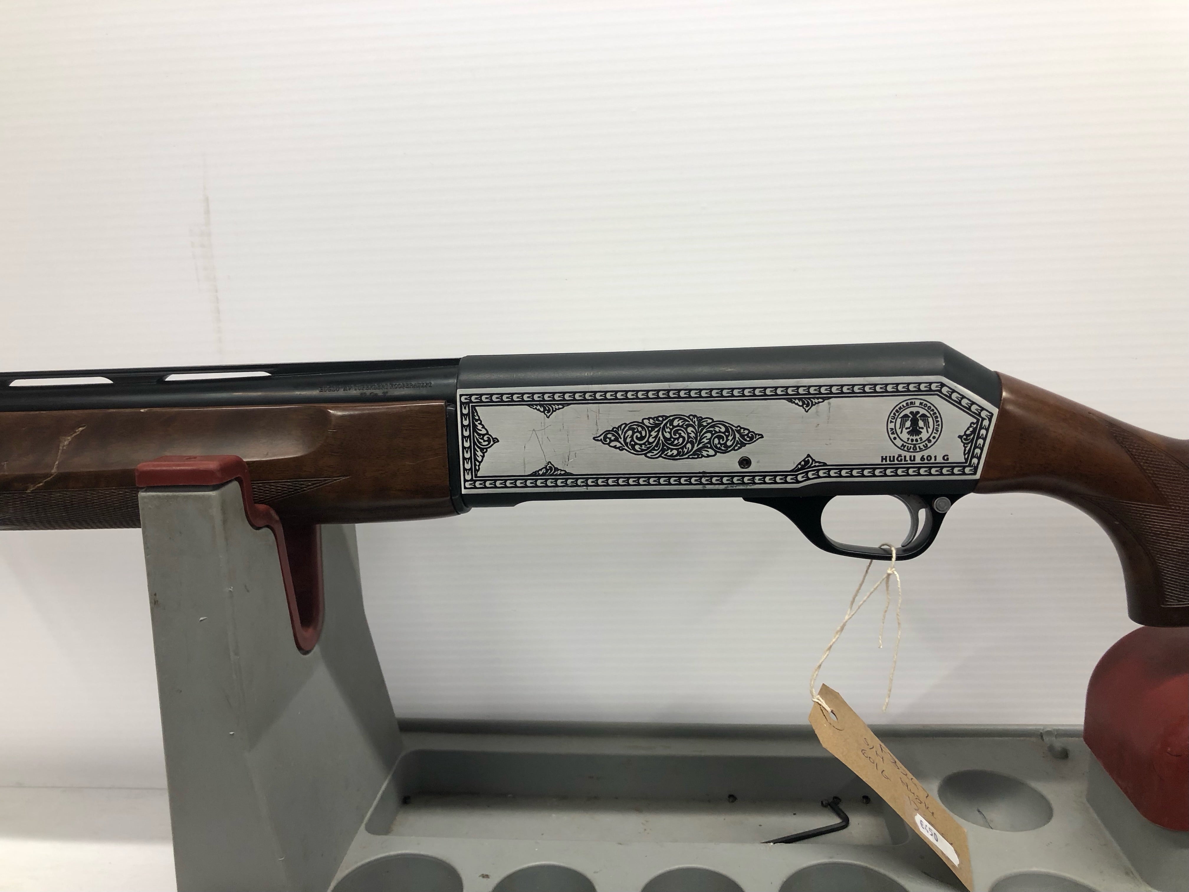 Huglu 601 12g Semi-Auto Shotgun